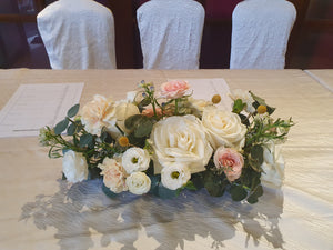 ROM Table flowers